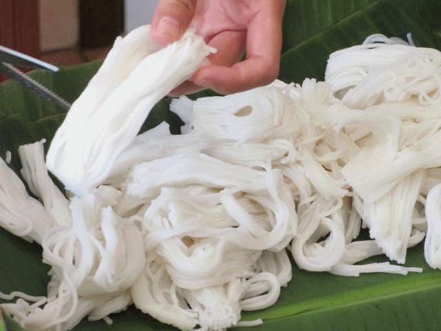 Ngược đời, 8 món ăn bẩn nhất đến người bán còn không dám ăn nhưng lại cực kỳ đắt khách