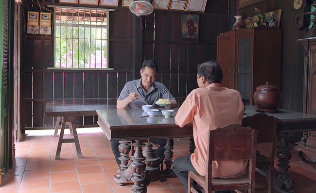 "ngay tan" cua han gao nep gao te: cong no thay nhan tinh, bi dan keo den danh hoi dong - 9