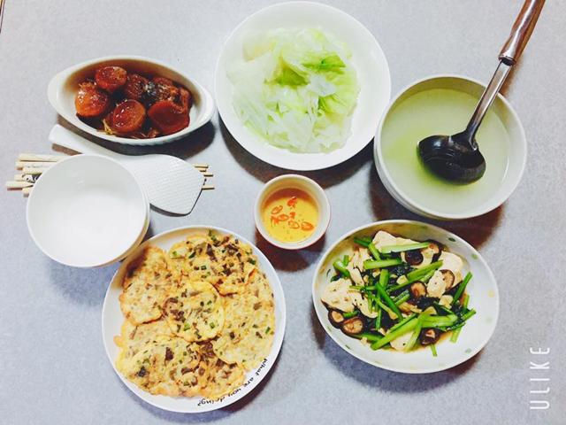 o nhat nhung chi them com viet, 9x bo 20 phut vao bep nau, thanh qua khien chong tron mat - 1