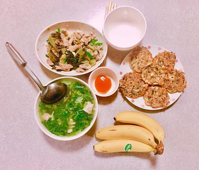 o nhat nhung chi them com viet, 9x bo 20 phut vao bep nau, thanh qua khien chong tron mat - 3