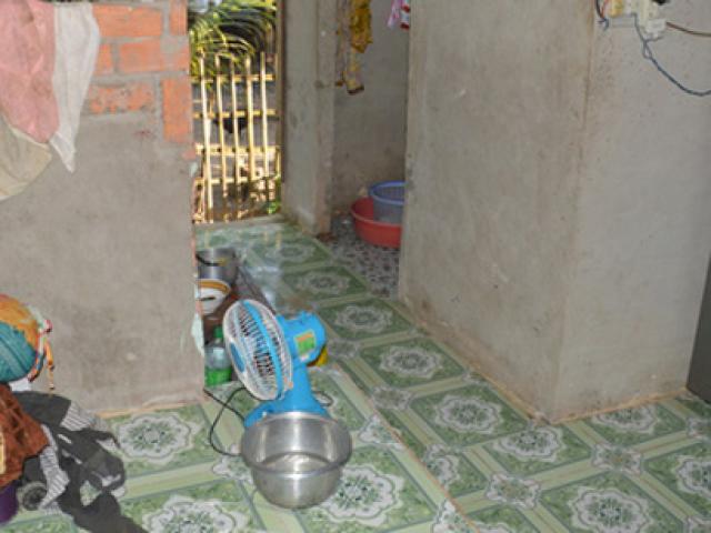 Cha mù đi bán vé số, con 15 tháng tuổi ở nhà té vào lu nước tử vong
