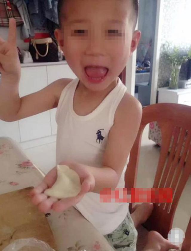 be trai 6 tuoi bi me ke danh dap bang roi tre va day thung toi muc song thuc vat - 1