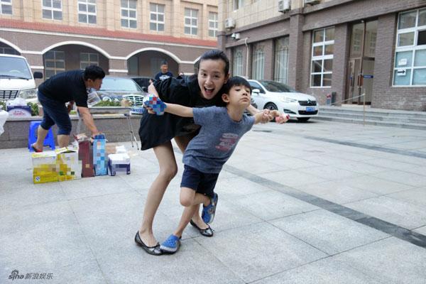 "chuc anh dai" dong khiet: "o nha cham con con vat va hon dong phim" - 4