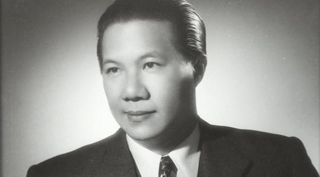 hoa khoi lang gai nhay ha thanh va moi tinh chan dong voi cuu hoang bao dai - 3
