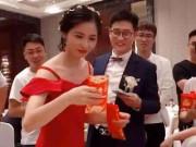 Eva Yêu - Cô dâu cao tay cứu chú rể thoát khỏi màn "gạ" rượu đáng sợ