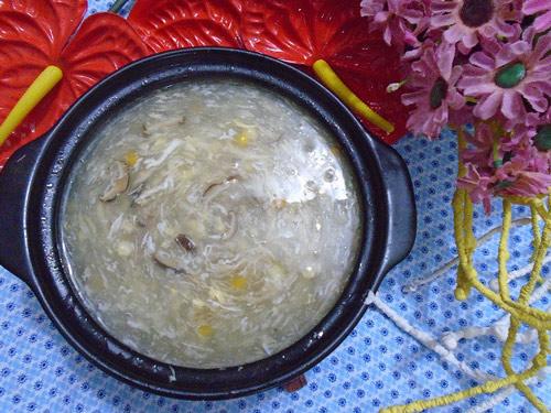 Cách nấu súp gà ngô non ngon khó cưỡng cho bé - 4