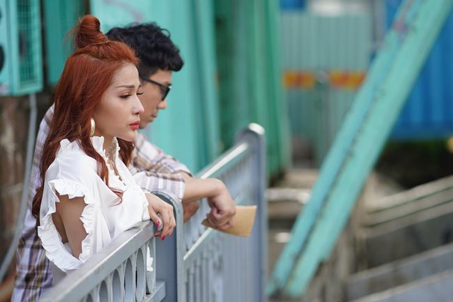 Bỏ mặc Hari Won, Trấn Thành quyết tâm đi amp;#34;Cua lại vợ bầuamp;#34; Khả Như - 2