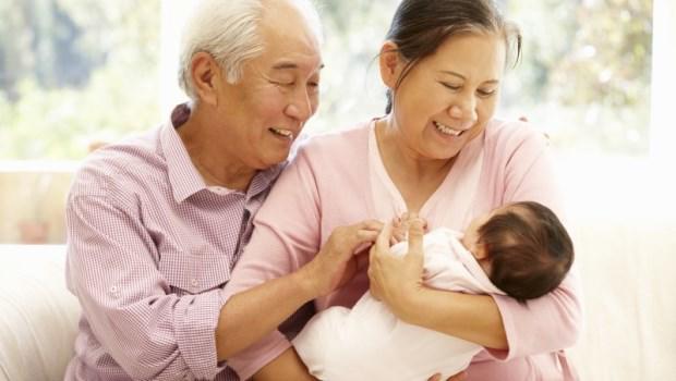 Ông bà nói với cháu 6 cȃu này, mẹ ngại mấy cũng phải cản ngay kẻo ảnh hưởng nhȃn cách - 2