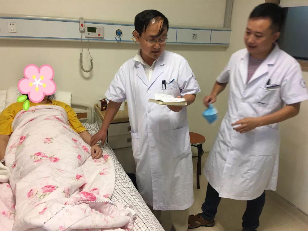 Cô gái bốc mùi “tanh như cá”, chẳng dám gần ai vì bệnh khó nói của chị em - 1