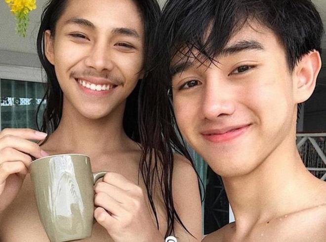 Nếu có 1 cô bạn gái thích làm đẹp theo phương thức kỳ dị này, bạn có còn can đảm? - 2