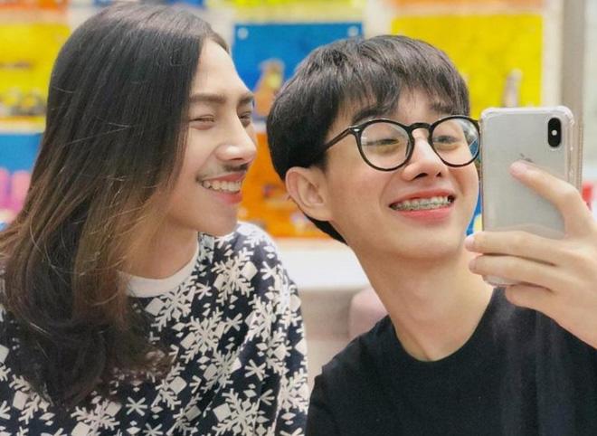 Nếu có 1 cô bạn gái thích làm đẹp theo phương thức kỳ dị này, bạn có còn can đảm? - 3