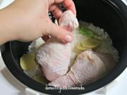 Bếp Eva - Cho gà và nồi cơm, mẹ chồng nổi giận mắng con dâu lười biếng cho đến khi thấy thành phẩm