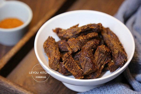 Tự làm bò khô bằng nồi cơm điện, tưởng không dễ mà dễ không tưởng - 1