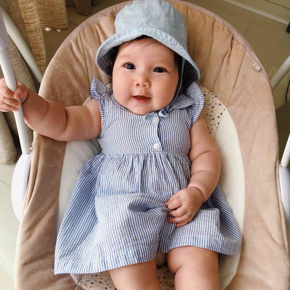Những mỹ nhân Việt bội thu con gái đầu lòng năm 2018, bé nào cũng tròn trĩnh đáng yêu - 6
