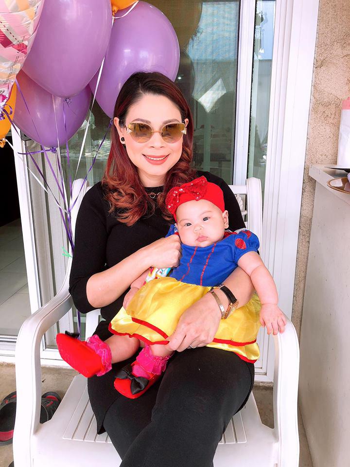 Những mỹ nhân Việt bội thu con gái đầu lòng năm 2018, bé nào cũng tròn trĩnh đáng yêu - 13