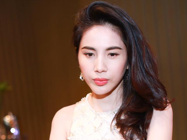 Soi TV Show: Bí mật gia đình sao Việt gây sốc nhất, trong đó có Thủy Tiên
