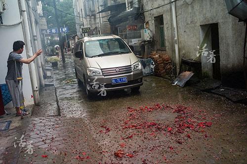 Cuộc vượt cạn bất chấp tính mạng của mẹ tật nguyền khiến triệu người rơi lệ - 19