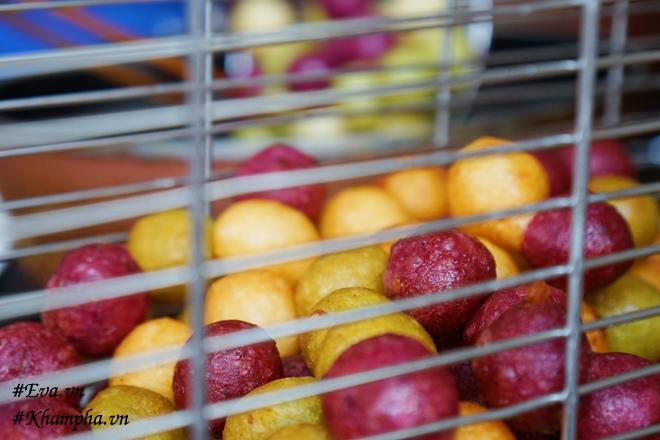 Bánh Rán Tí Hon phố Quỳnh Lôi, Hà Nội chỉ 7 nghìn chục chiếc