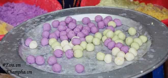 Bánh Rán Tí Hon phố Quỳnh Lôi, Hà Nội chỉ 7 nghìn chục chiếc