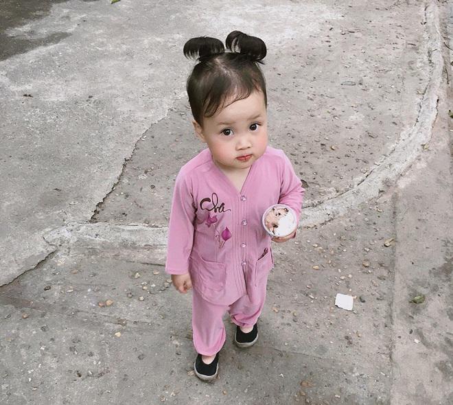 Ai cũng hóng cái kết cô bé cầu cứu ông nội vì bị bố trêu, và thật bất ngờ... - 2