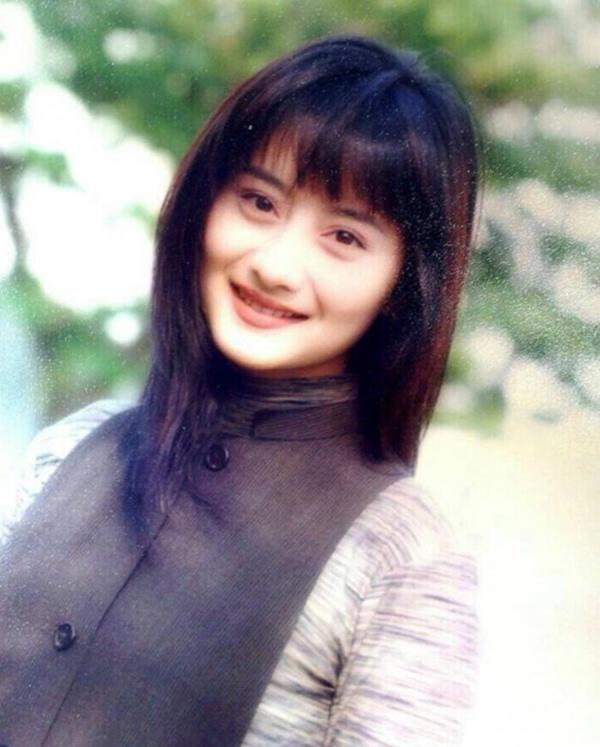 Trần Đức Dung: Nàng ngọc nữ duy nhất được amp;#34;đặt cọcamp;#34; chờ ngày đủ lớn để đóng phim amp;#34;ướt átamp;#34; - 5