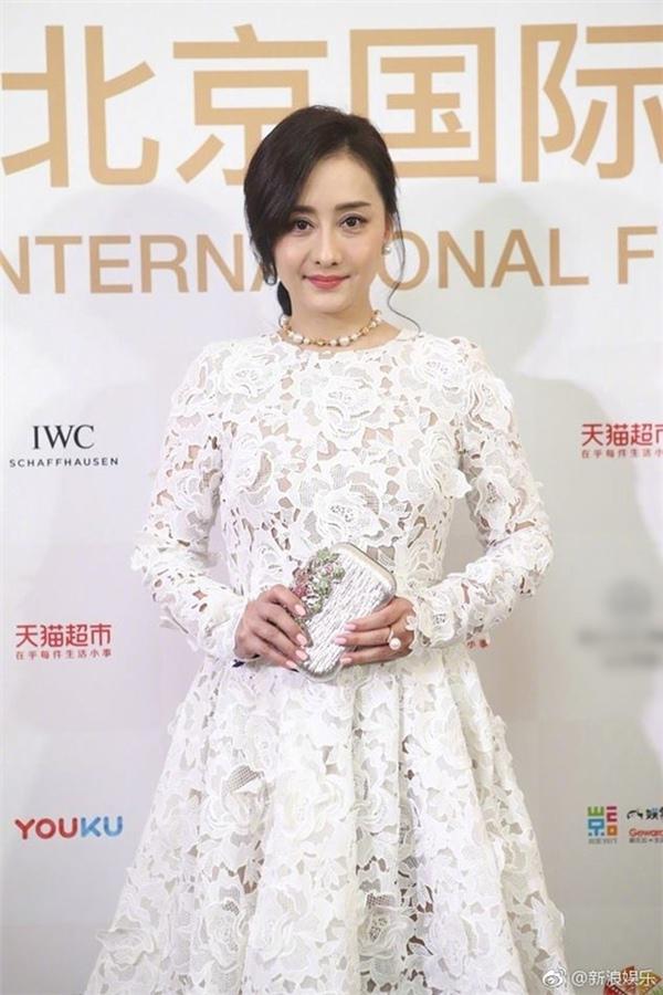 Trần Đức Dung: Nàng ngọc nữ duy nhất được amp;#34;đặt cọcamp;#34; chờ ngày đủ lớn để đóng phim amp;#34;ướt átamp;#34; - 13