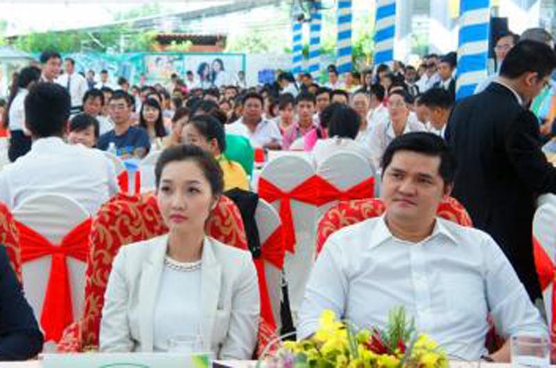 Theo báo cáo tài chính hợp nhất của công ty Quốc Cường Gia Lai, Nguyễn Ngọc Huyền My có số tài sản trị giá 117,7 tỷ đồng.


