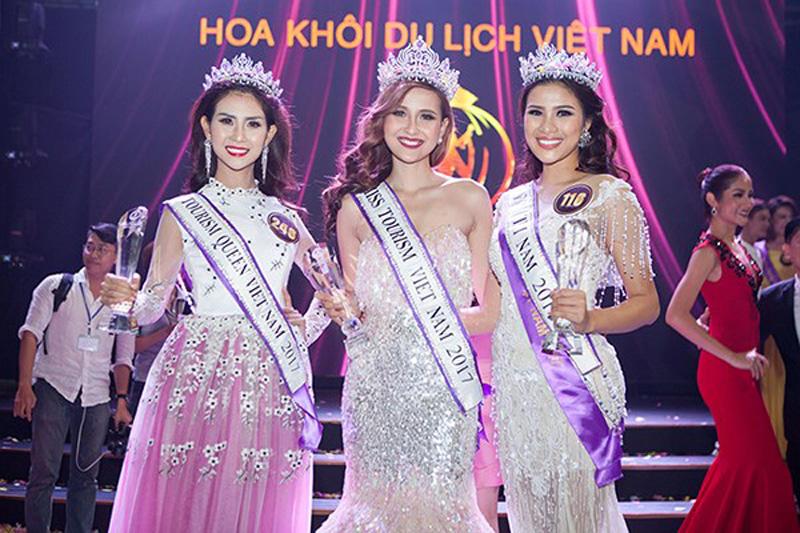 Tối ngày 10/3/2017, Nguyễn Thị Thành đăng quang Á khôi 1 cuộc thi Hoa khôi Du lịch Việt Nam 2017 tại TP.HCM.
