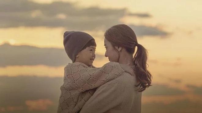 amp;#34;Búp bê Hàn Quốcamp;#34; trở lại sau 5 năm vắng bóng, làm phụ nữ một đời chồng - 3