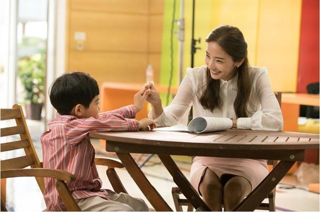 amp;#34;Búp bê Hàn Quốcamp;#34; trở lại sau 5 năm vắng bóng, làm phụ nữ một đời chồng - 1