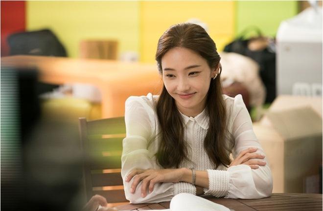 amp;#34;Búp bê Hàn Quốcamp;#34; trở lại sau 5 năm vắng bóng, làm phụ nữ một đời chồng - 2