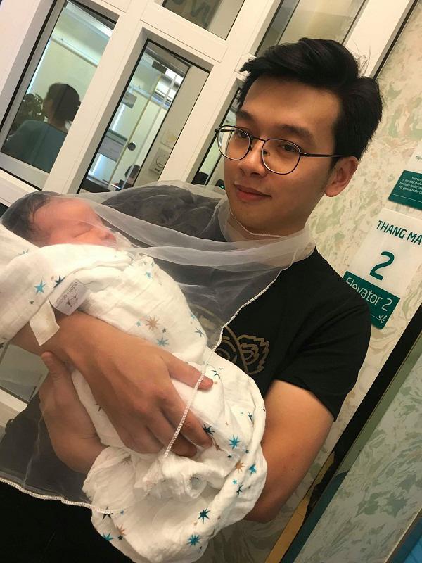 Mẹ Hà Nội amp;#34;béo nhất khoa Sảnamp;#34;, lên bàn đẻ nặng 98kg nhưng nhìn đến con ai cũng giật mình - 5