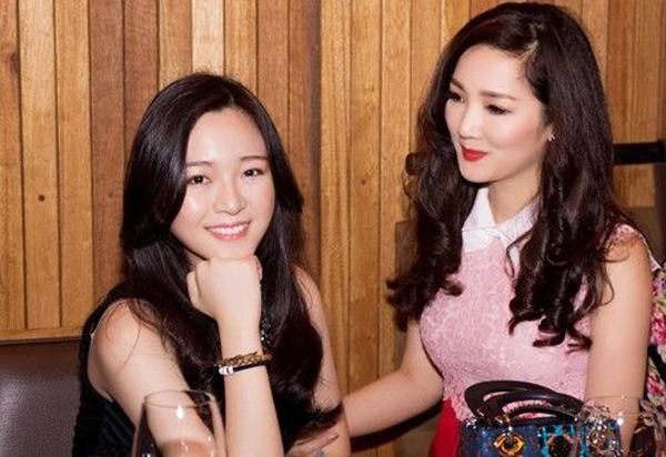 Con gái Giáng My đã xinh như Hoa hậu, con gái Xuân Hinh còn gây bất ngờ hơn! - 1