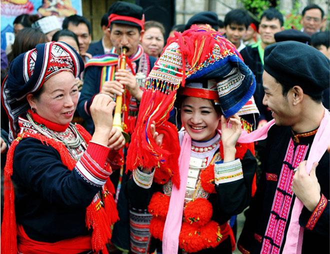 Ngôi làng mỹ nữ khiến từ đại gia đến Việt kiều cũng phải đổ xô về chọn vợ - 3