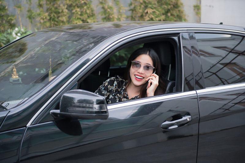 o tuoi 22, hoa hau ky duyen lam duoc dieu khien nhieu sao lon hon phai ne phuc - 7