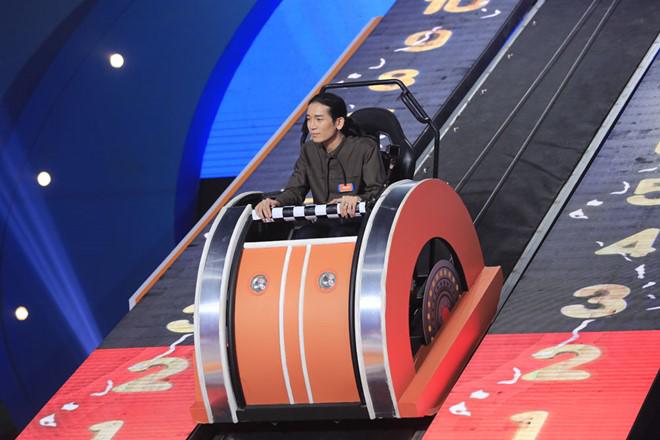 cau be 4 tuoi co nu cuoi tuoi nhu hoa lam nen ky tich moi tai nhanh nhu chop nhi - 6