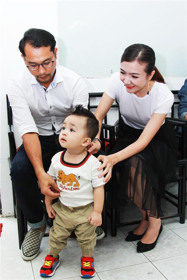 cat phuong khoc vi scandal an nguy - kieu minh tuan da la gi, nhin vo chong huynh dong kia! - 4