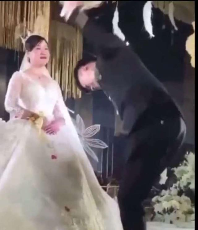 co dau "tro nhu tuong" khi chu re quy tang hoa cuoi, nguyen nhan khien ai cung sung so - 2