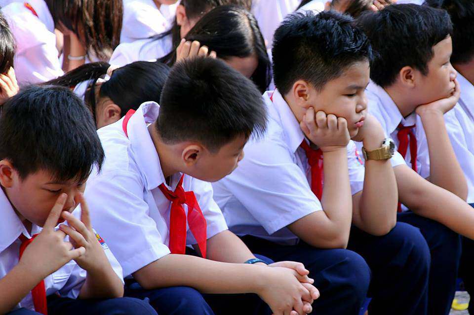 con noi “me! con khong muon di hoc”, cau dap cua me rat quan trong, hay hoc ba me nay! - 2