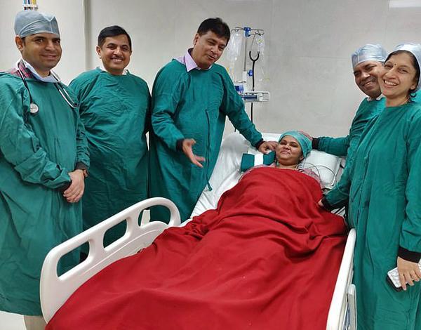 khong the mang bau sau 3 lan pha thai, co gai sinh con bang cach khong the ngo - 2