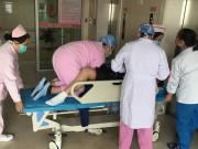 Bà bầu - Mẹ trẻ muốn rặn đẻ, nữ bác sĩ quỳ gối quyết giữ chặt rồi hét lên: “Quá nguy hiểm!”