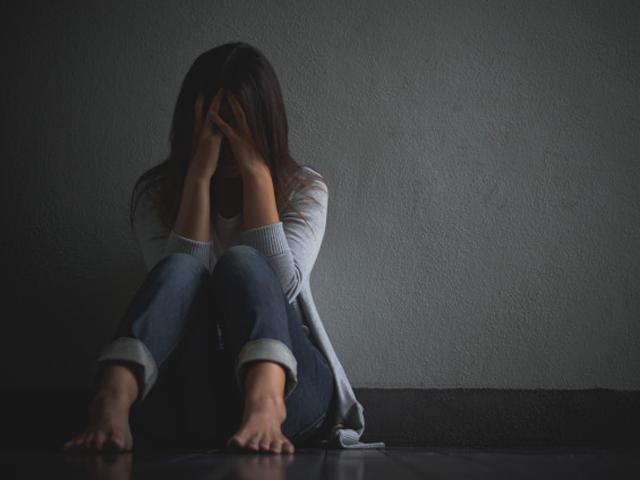 co dau sap cuoi bi chu re doa: "an noi can than, ve nha tat vo mom" - 1