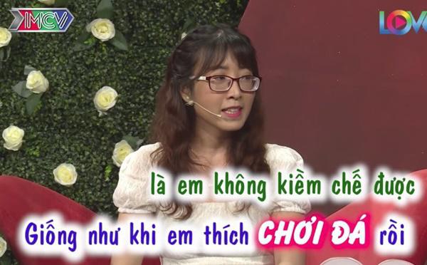 Cô gái khiến bạn trai lặng người vài giây khi tiết lộ sở thích... chơi đá - 1