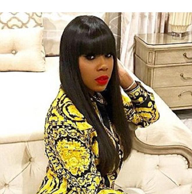 phu huynh tang co giao cua con chiec xe o to tri gia 420 trieu dong - 2