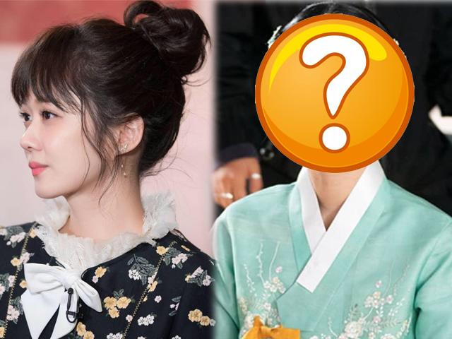 Jang Na Ra luôn bị coi là yêu quái vì không già, ảnh bố cô chụp cho khiến fan sốc