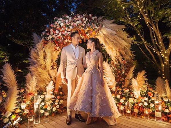 Đám cưới cặp đôi “tiểu” tài phiệt, tổ chức 1 lần chưa “đã” phải thêm lần 2 - 1