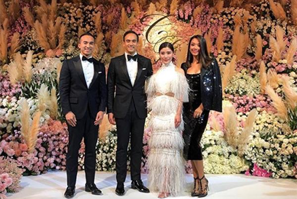 Đám cưới cặp đôi “tiểu” tài phiệt, tổ chức 1 lần chưa “đã” phải thêm lần 2 - 5