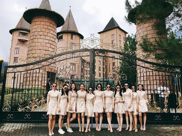 Đám cưới cặp đôi “tiểu” tài phiệt, tổ chức 1 lần chưa “đã” phải thêm lần 2 - 7