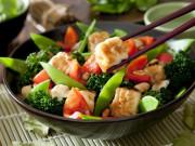 Bếp Eva - 20 sai lầm 99% bà nội trợ mắc khi xào, nấu khiến rau mất chất, lại rước thêm bệnh nặng