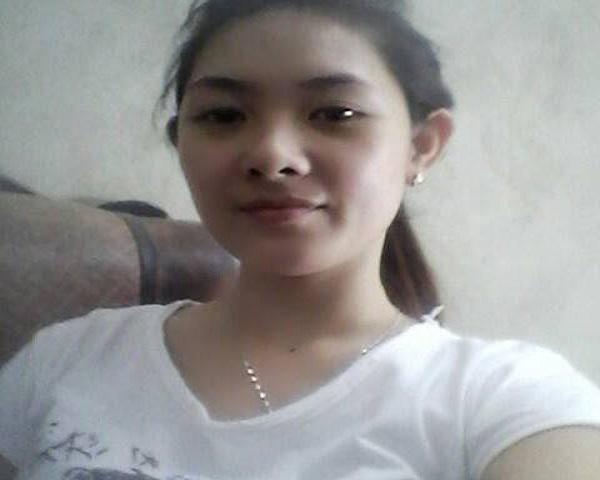 cuoc song moi cua me 9x tung bi chong tam xang dot, hon 2 nam chua dam nhin mat con - 1